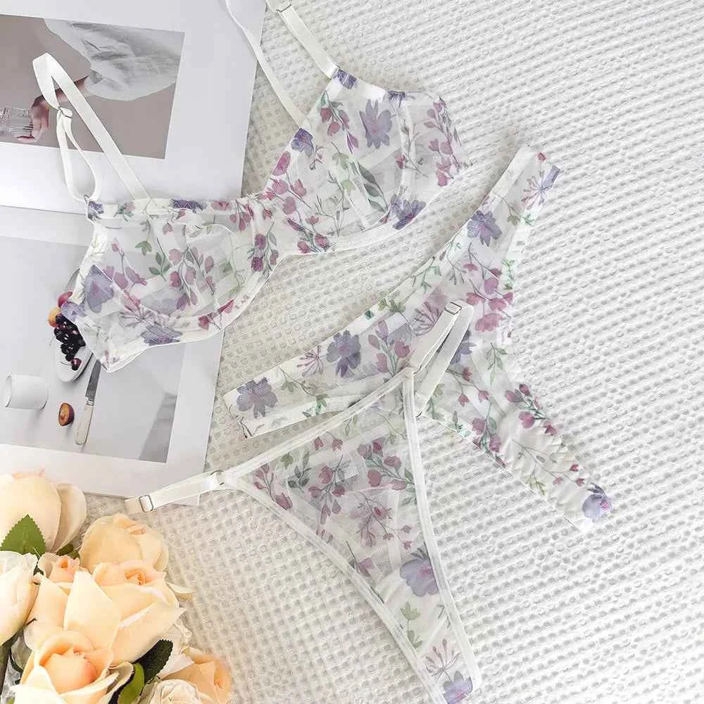 The Blossom Lace Set