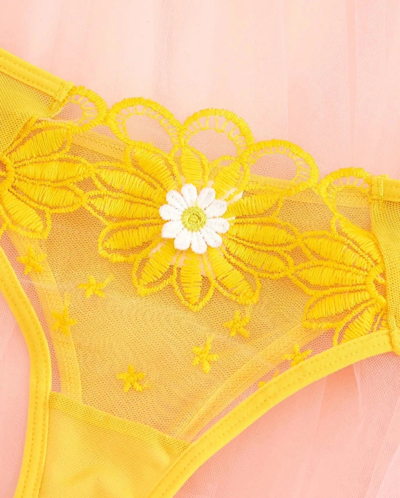 Daisy Romantic Intimate Wear