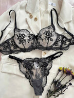 Black lace lingerie set