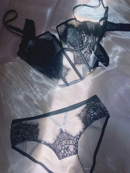Black Lace Bandeau Lingerie Top - Amaratime lingerie