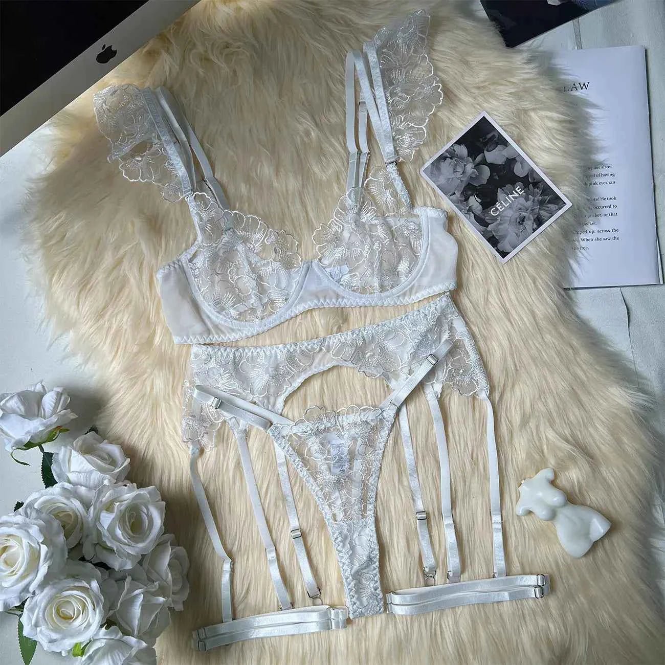 Floral Lace Lingerie Set with Garter - Amaratime lingerie
