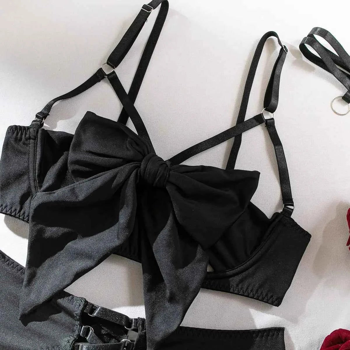 Strappy Black Lingerie Set - Amaratime lingerie
