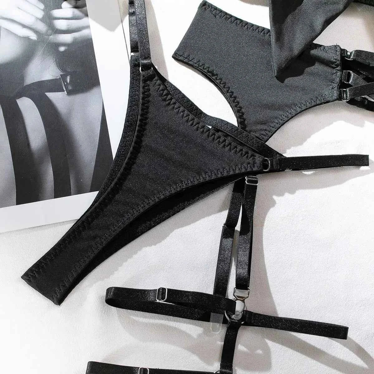Strappy Black Lingerie Set - Amaratime lingerie